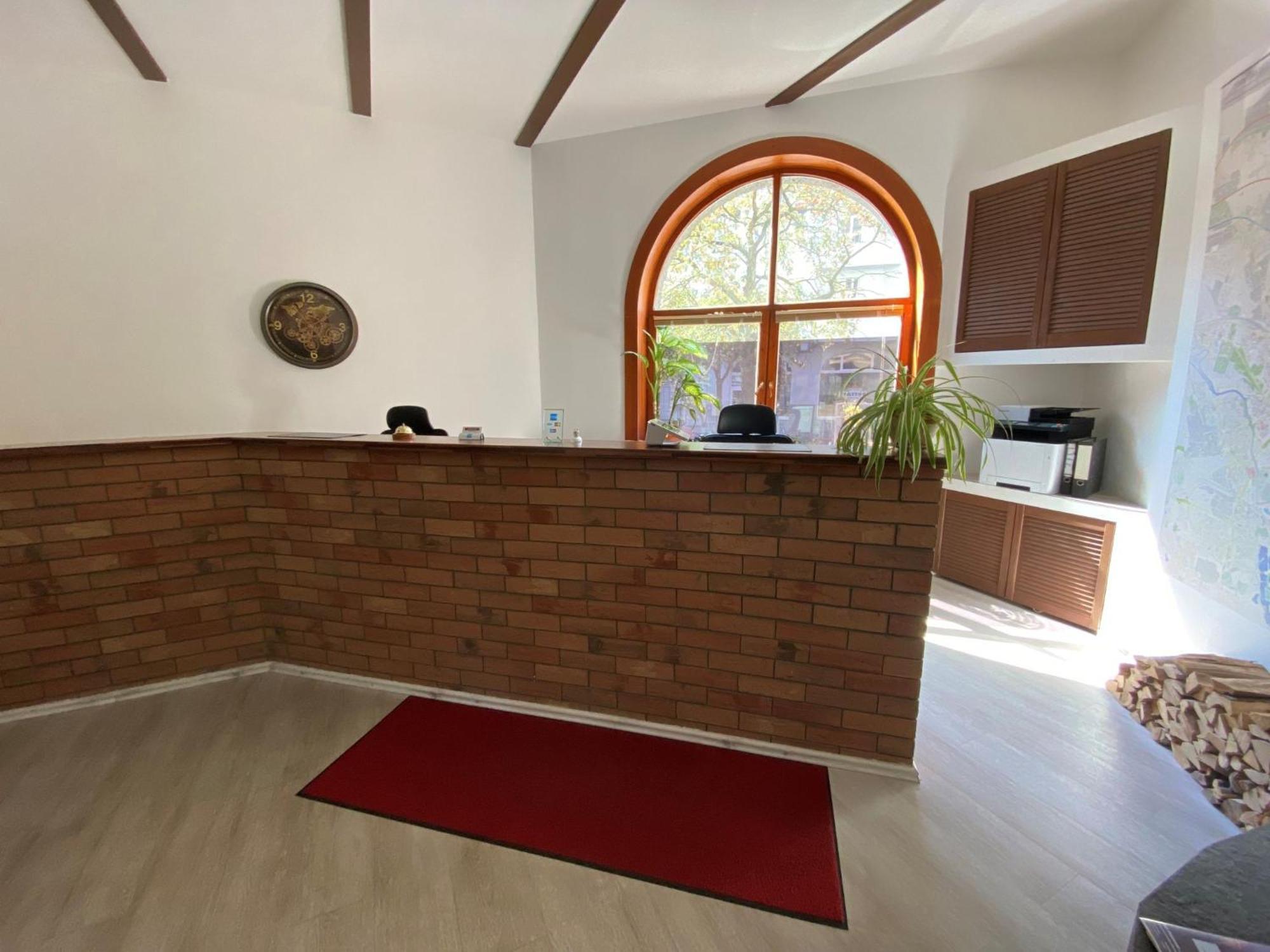 Avalon Bed & Breakfast Themen/- Nichtraucherhotel Hannover Buitenkant foto