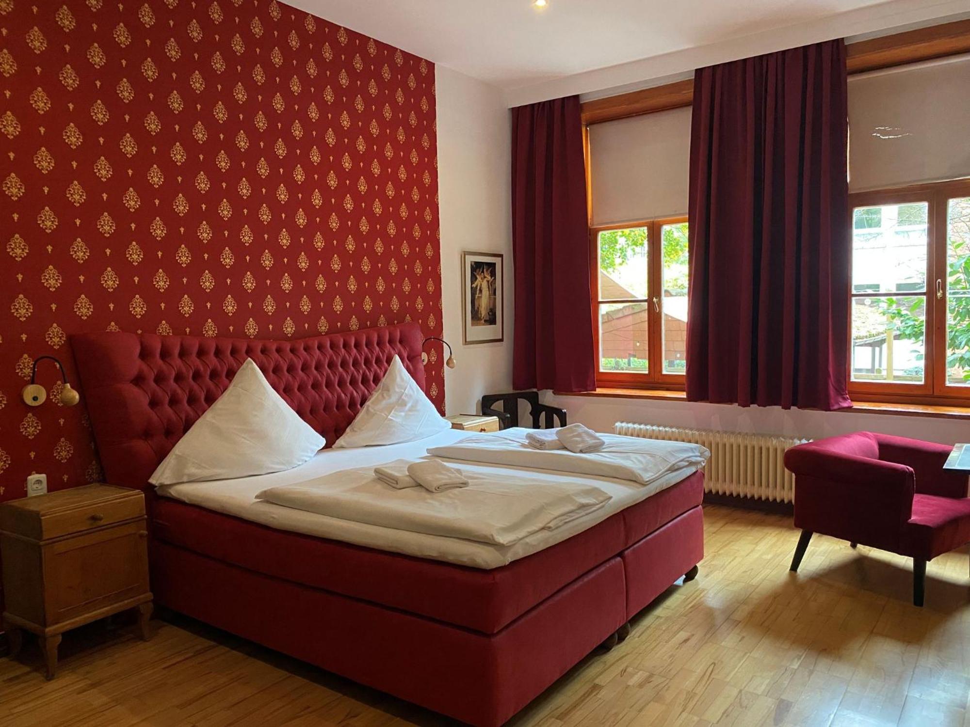 Avalon Bed & Breakfast Themen/- Nichtraucherhotel Hannover Buitenkant foto